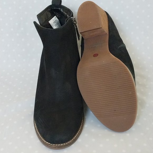 Blondo Norma Black Suede Waterproof Block Heel Ankle Bootie w/Side Zip Closure - Picture 9 of 11